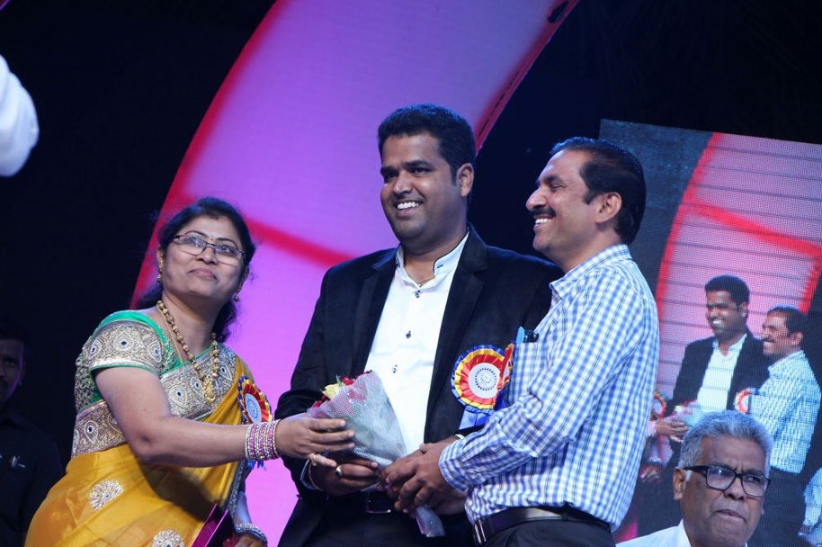 Guntur-Talkies-Movie-Team-at-TRR-School-Anniversary-Celebrations